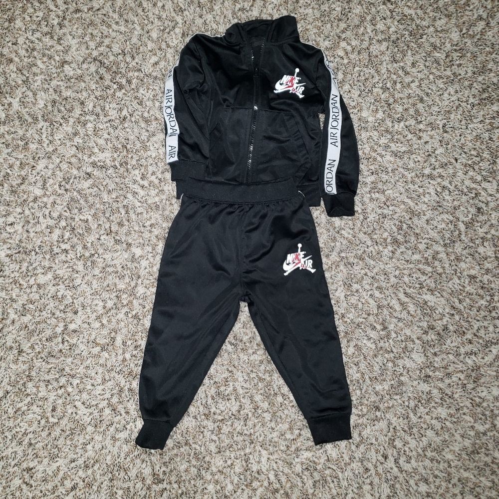 Jordan track Suit